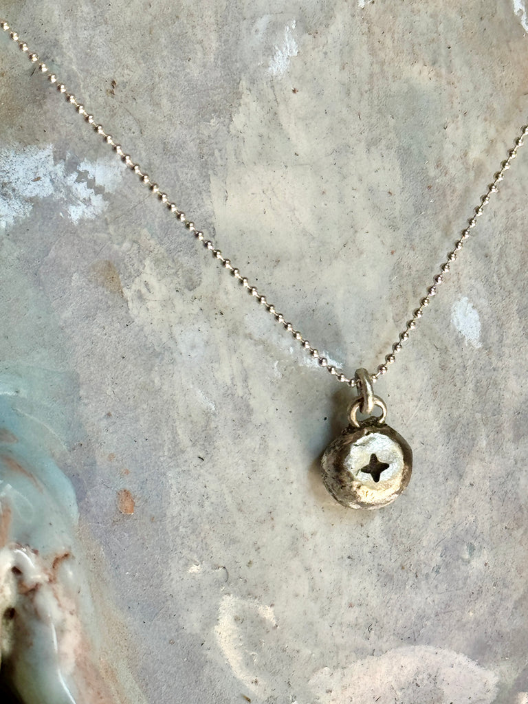 Singe Star Necklace