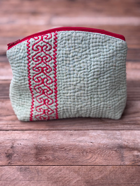 Retreat Makeup Bag (Copy)